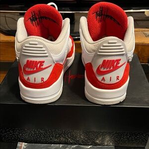 AIR JORDAN 3 TINKER AIR MAX 1 UNIVERSITY RED SIZE 9 OG BOX